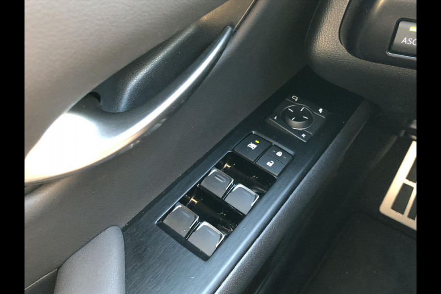 Lexus UX 250h F Sport Line | Facelift, Head up display, Blind Spot, 18 inch, Parkeersensoren, Stoel + Stuurverwarming, Groot scherm
