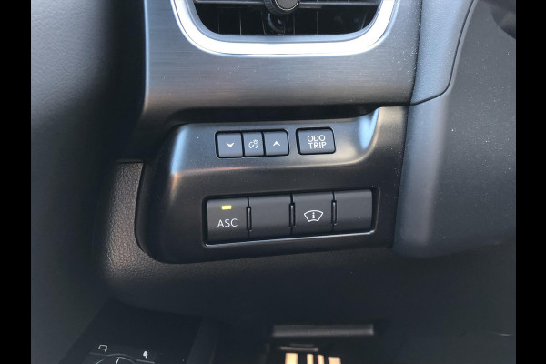 Lexus UX 250h F Sport Line | Facelift, Head up display, Blind Spot, 18 inch, Parkeersensoren, Stoel + Stuurverwarming, Groot scherm