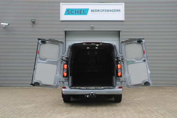Ford Transit Custom 320 2.0 TDCI L2H1 Limited 170pk - Adaptive Cruise - Blind spot - Navigatie - Camera - Draadloos laden - Rijklaar
