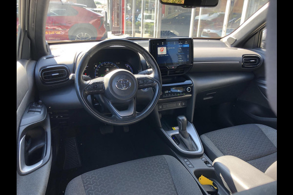 Toyota Yaris Cross 1.5 Hybrid Dynamic Bi-Tone Comfort Pack | Dodehoekherkenning, Parkeersensoren, Stoel + Stuurverwarming, Smart connect
