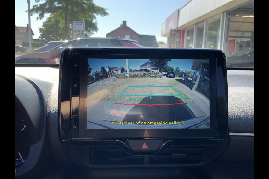 Toyota Yaris Cross 1.5 Hybrid Dynamic Bi-Tone Comfort Pack | Dodehoekherkenning, Parkeersensoren, Stoel + Stuurverwarming, Smart connect