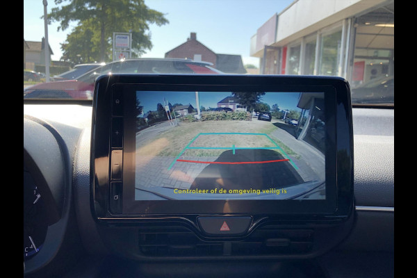Toyota Yaris Cross 1.5 Hybrid Dynamic Bi-Tone Comfort Pack | Dodehoekherkenning, Parkeersensoren, Stoel + Stuurverwarming, Smart connect