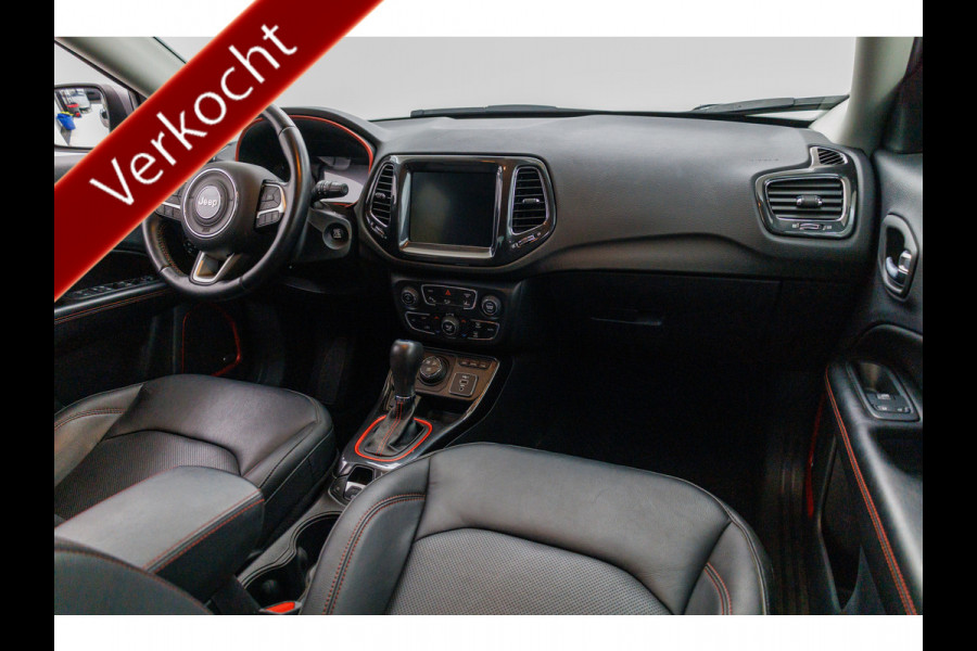Jeep Compass 4xe 240 240 PK Plug-in Hybrid Electric Trailhawk | Alpine sound | Memory stoel | Stoel- en stuurverwarming, trekhaak afn.