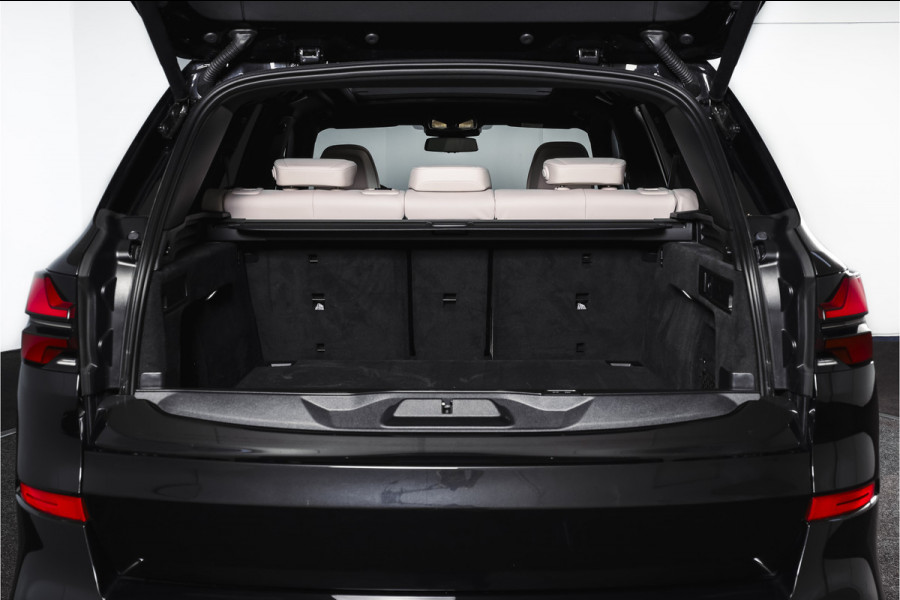 BMW X5 xDrive50e M Sportpakket Pro | Driving Assistant Pro | BMW Individual Leder | Glow Grille | Innovation Pack | Travel assist pack |  S/K-Panodak | Adapt. Cruise | Memory stoelen | Stoelverw.+Ventilatie | Luchtvering | Ele 4662