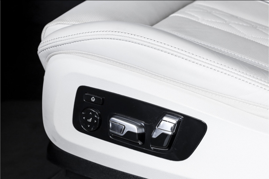 BMW X5 xDrive50e M Sportpakket Pro | Driving Assistant Pro | BMW Individual Leder | Glow Grille | Innovation Pack | Travel assist pack |  S/K-Panodak | Adapt. Cruise | Memory stoelen | Stoelverw.+Ventilatie | Luchtvering | Ele 4662