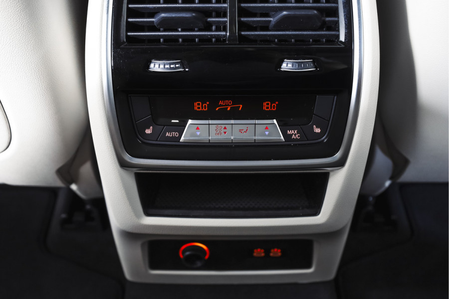 BMW X5 xDrive50e M Sportpakket Pro | Driving Assistant Pro | BMW Individual Leder | Glow Grille | Innovation Pack | Travel assist pack |  S/K-Panodak | Adapt. Cruise | Memory stoelen | Stoelverw.+Ventilatie | Luchtvering | Ele 4662
