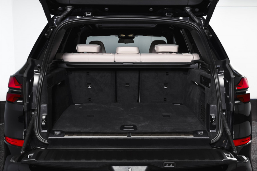 BMW X5 xDrive50e M Sportpakket Pro | Driving Assistant Pro | BMW Individual Leder | Glow Grille | Innovation Pack | Travel assist pack |  S/K-Panodak | Adapt. Cruise | Memory stoelen | Stoelverw.+Ventilatie | Luchtvering | Ele 4662
