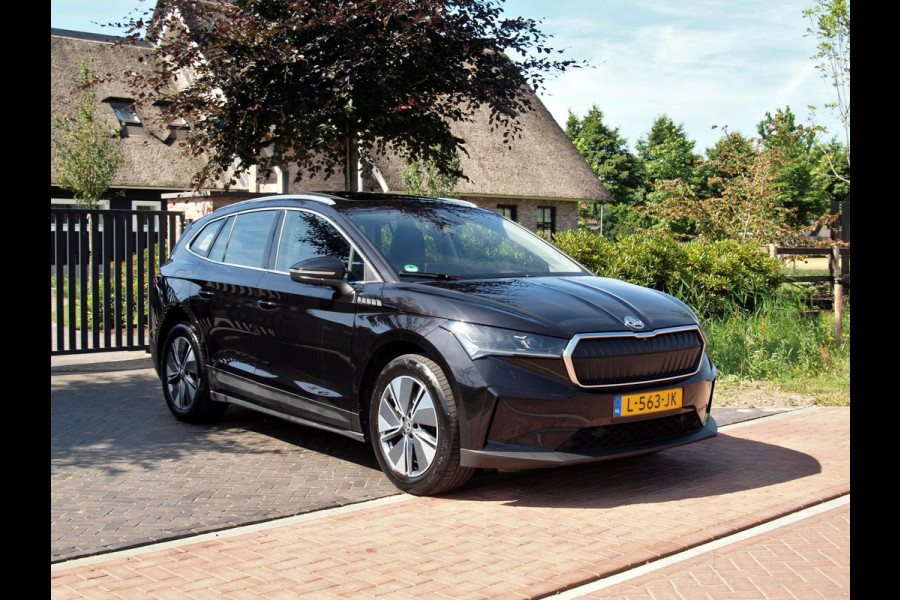 Škoda ENYAQ iV 80 | Panoramadak | Camera | Apple Carplay | Cruise Control | Leer |