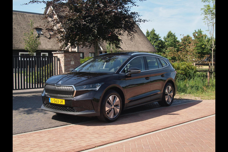 Škoda ENYAQ iV 80 | Panoramadak | Camera | Apple Carplay | Cruise Control | Leer |