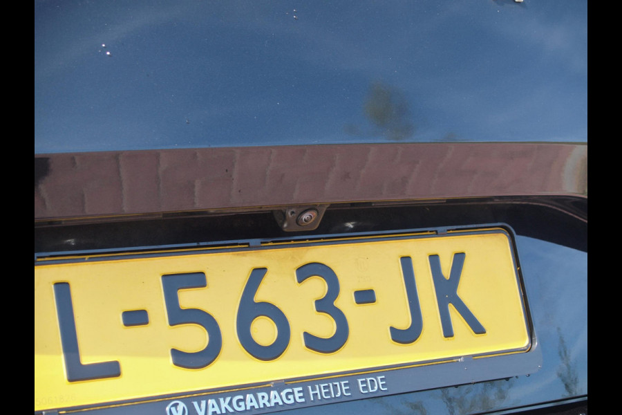 Škoda ENYAQ iV 80 | Panoramadak | Camera | Apple Carplay | Cruise Control | Leer |