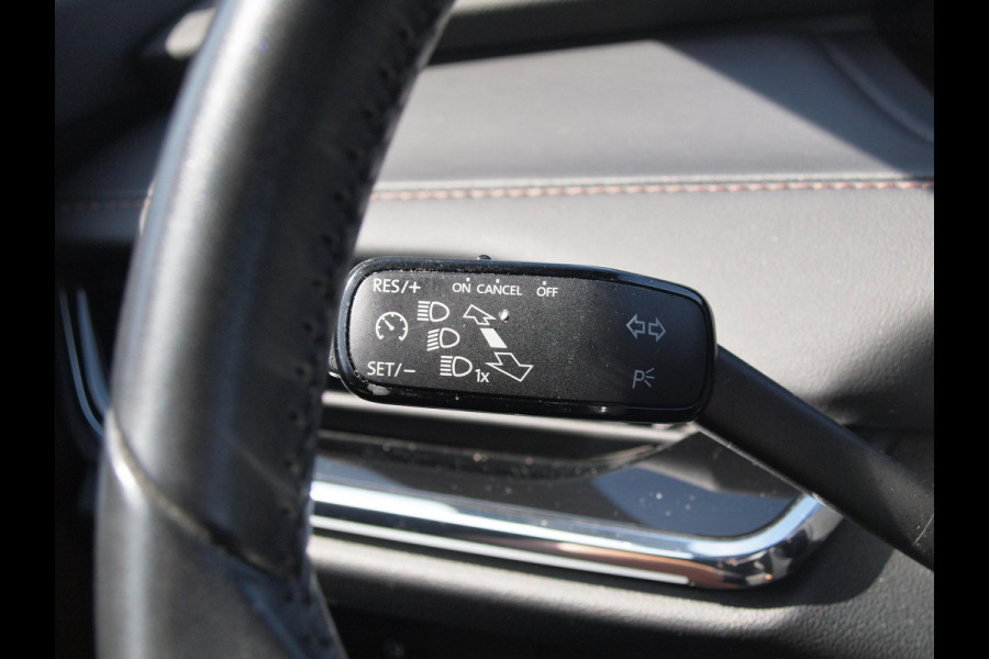 Škoda ENYAQ iV 80 | Panoramadak | Camera | Apple Carplay | Cruise Control | Leer |