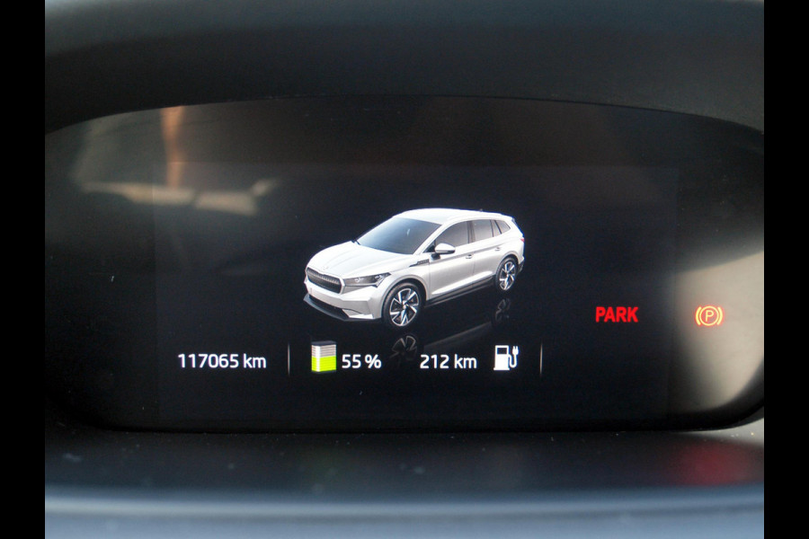 Škoda ENYAQ iV 80 | Panoramadak | Camera | Apple Carplay | Cruise Control | Leer |