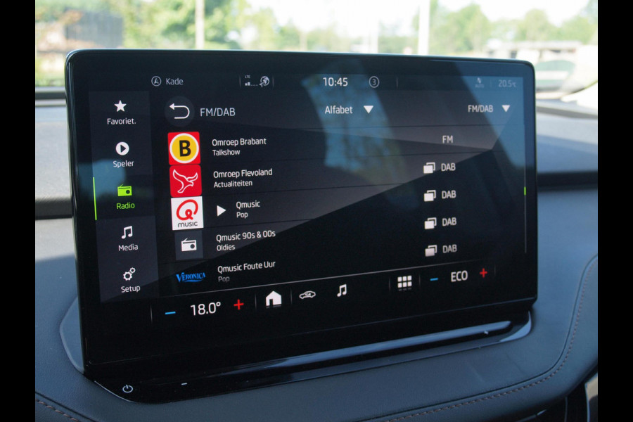 Škoda ENYAQ iV 80 | Panoramadak | Camera | Apple Carplay | Cruise Control | Leer |