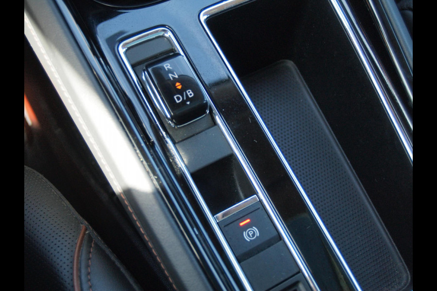 Škoda ENYAQ iV 80 | Panoramadak | Camera | Apple Carplay | Cruise Control | Leer |