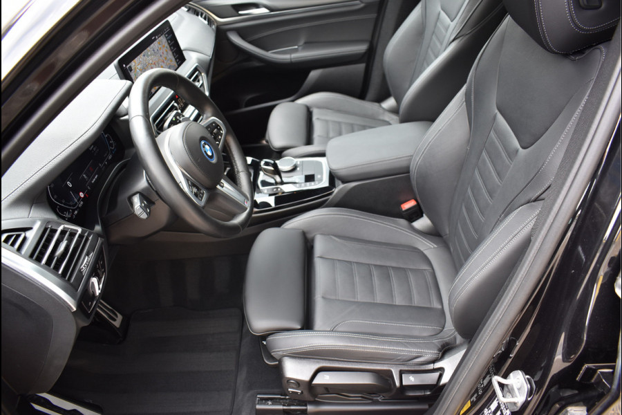 BMW X3 xDrive30e M-Sport 292 Pk Pano Trekhaak Shadow Line Navi Camera Laser 20 Inch