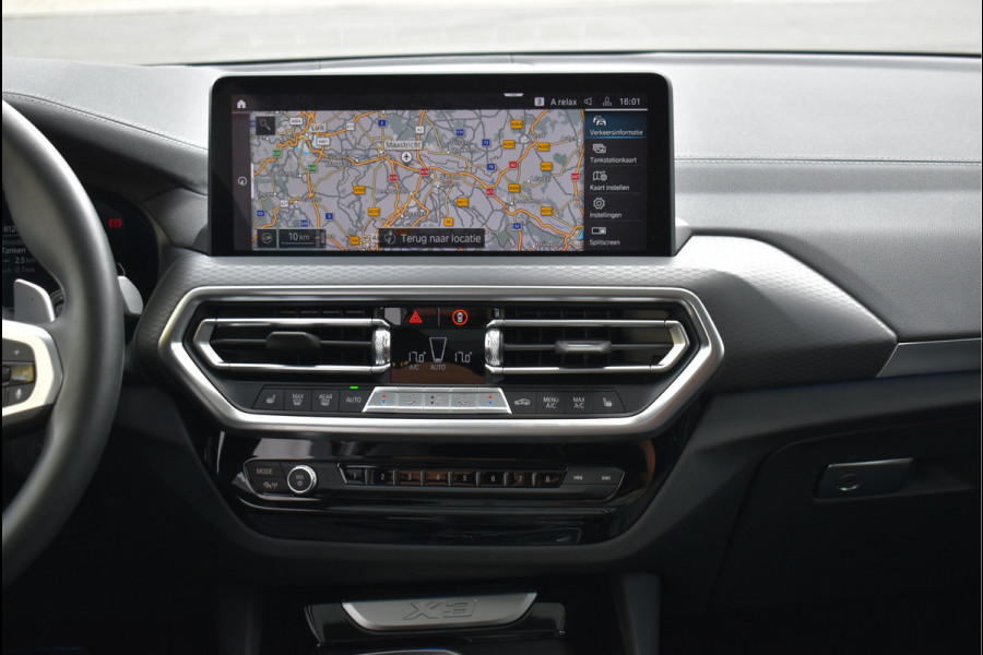 BMW X3 xDrive30e M-Sport 292 Pk Pano Trekhaak Shadow Line Navi Camera Laser 20 Inch