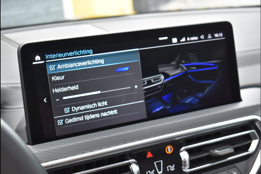 BMW X3 xDrive30e M-Sport 292 Pk Pano Trekhaak Shadow Line Navi Camera Laser 20 Inch