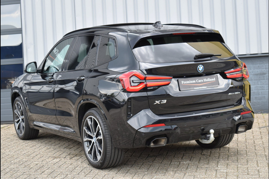 BMW X3 xDrive30e M-Sport 292 Pk Pano Trekhaak Shadow Line Navi Camera Laser 20 Inch