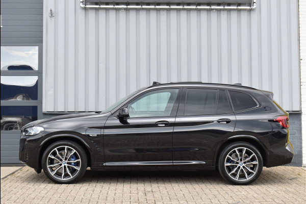 BMW X3 xDrive30e M-Sport 292 Pk Pano Trekhaak Shadow Line Navi Camera Laser 20 Inch