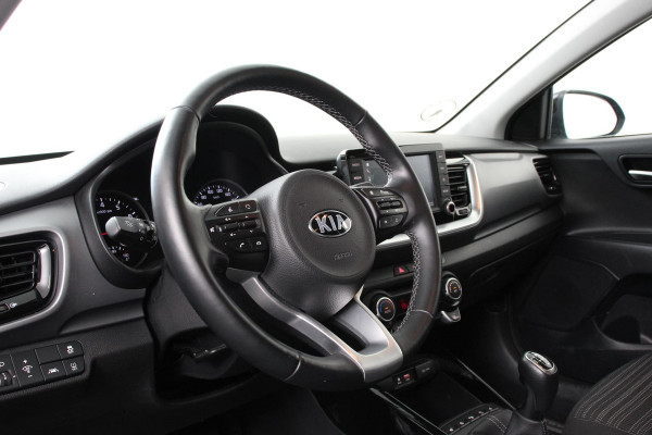 Kia Stonic 1.0 T-GDi 101pk Advance | Navigatie | Climate Control |  Camera | Parkeer Sensoren | Lichtmetalen Velgen | Led | Stoel en Stuurverwarming |