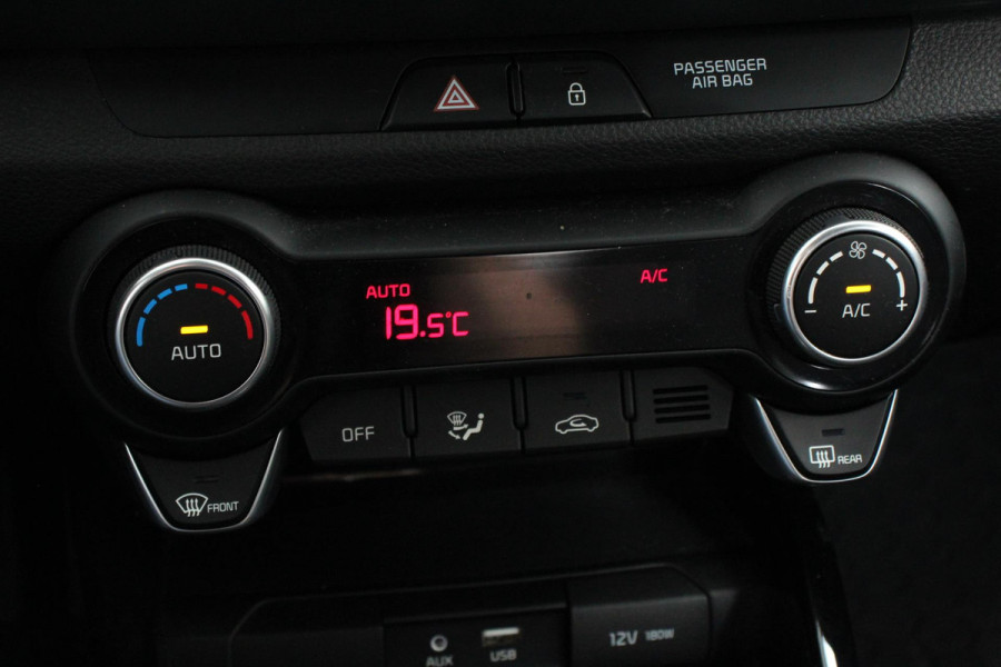 Kia Stonic 1.0 T-GDi 101pk Advance | Navigatie | Climate Control |  Camera | Parkeer Sensoren | Lichtmetalen Velgen | Led | Stoel en Stuurverwarming |