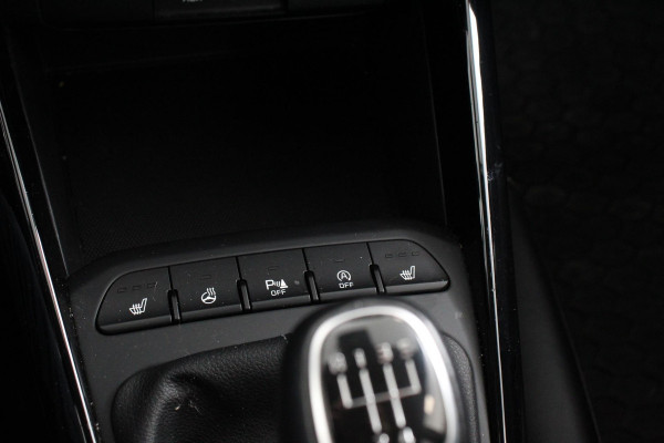 Kia Stonic 1.0 T-GDi 101pk Advance | Navigatie | Climate Control |  Camera | Parkeer Sensoren | Lichtmetalen Velgen | Led | Stoel en Stuurverwarming |