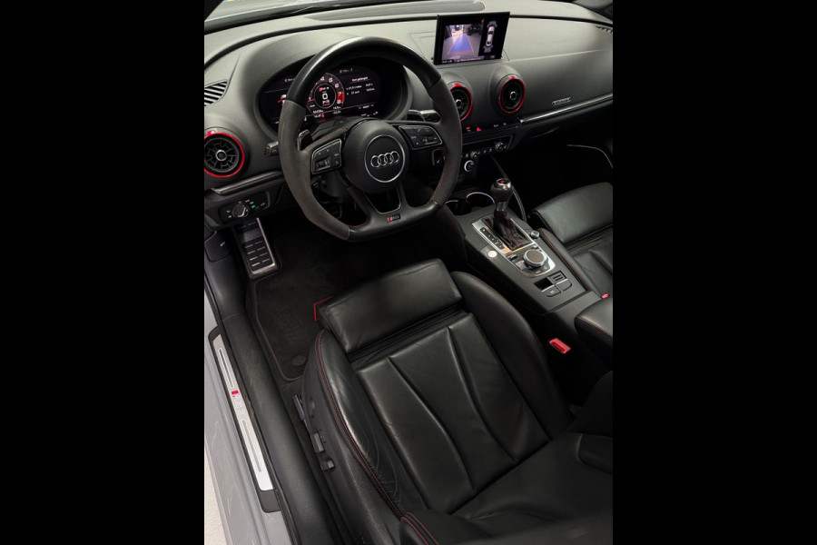 Audi RS3 Limousine 2.5 TFSI Quattro Nardo Grey Panorama