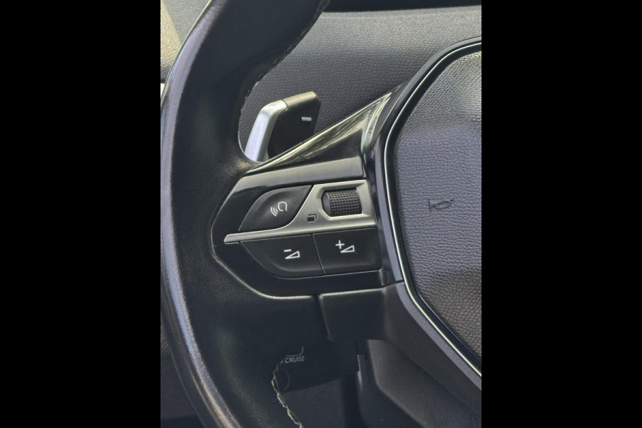 Peugeot 3008 1.2 PureTech Allure -AUTOMAAT I Navigatie I LED/PDC I Achteruitrij camera I Airco I Sport velgen I Dealer onderhouden