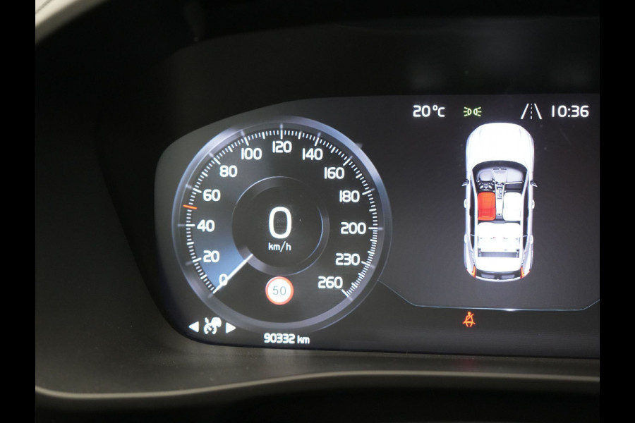 Volvo XC40 T5 Recharge Inscription Plug In Hybrid PHEV | Panodak | Trekhaak af Fabriek | Adaptive Cruise | Harman Kardon | Camera | Verwarmde Lederen Sportstoelen |