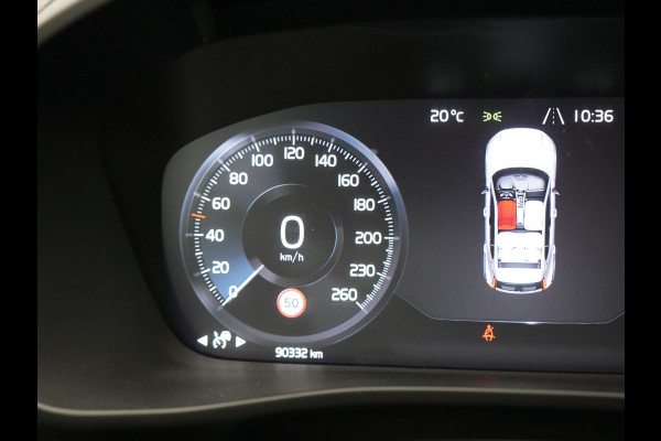 Volvo XC40 T5 Recharge Inscription Plug In Hybrid PHEV | Panodak | Trekhaak af Fabriek | Adaptive Cruise | Harman Kardon | Camera | Verwarmde Lederen Sportstoelen |
