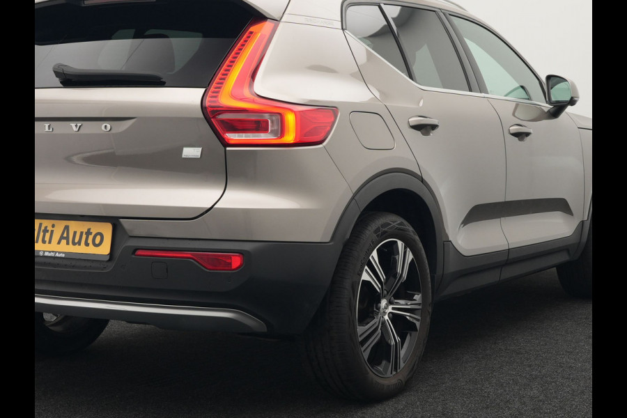 Volvo XC40 T5 Recharge Inscription Plug In Hybrid PHEV | Panodak | Trekhaak af Fabriek | Adaptive Cruise | Harman Kardon | Camera | Verwarmde Lederen Sportstoelen |