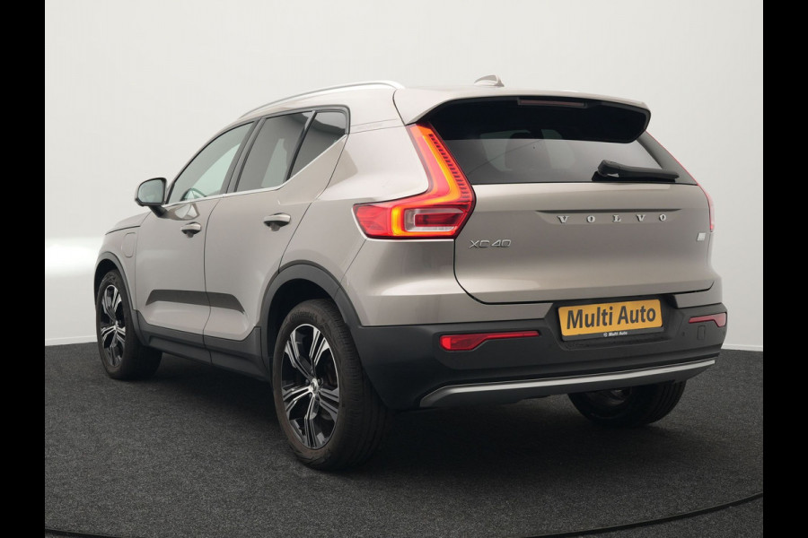 Volvo XC40 T5 Recharge Inscription Plug In Hybrid PHEV | Panodak | Trekhaak af Fabriek | Adaptive Cruise | Harman Kardon | Camera | Verwarmde Lederen Sportstoelen |