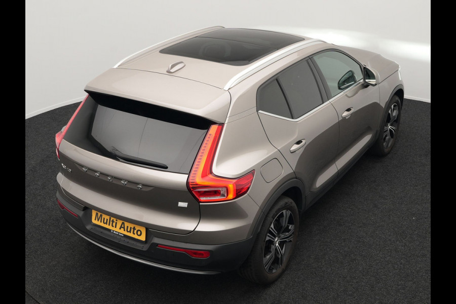 Volvo XC40 T5 Recharge Inscription Plug In Hybrid PHEV | Panodak | Trekhaak af Fabriek | Adaptive Cruise | Harman Kardon | Camera | Verwarmde Lederen Sportstoelen |