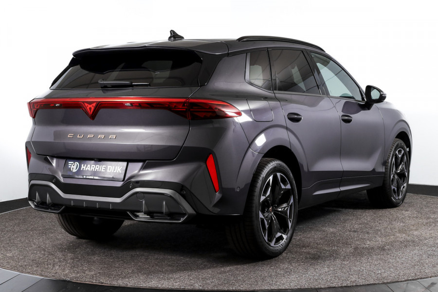 CUPRA Terramar 1.5 TSI e-Hybrid 272 PK VZ Performance | S/K-Panodak | Sennheiser Audio | Adapt. Cruise | Memory Stoel | Stoel-+Stuurverw. | PDC | 360 Camera | NAV + App. Connect | ECC | Elek. Klep | LM 19" | Dark Void lak | 5209