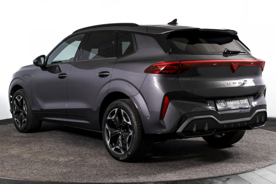CUPRA Terramar 1.5 TSI e-Hybrid 272 PK VZ Performance | S/K-Panodak | Sennheiser Audio | Adapt. Cruise | Memory Stoel | Stoel-+Stuurverw. | PDC | 360 Camera | NAV + App. Connect | ECC | Elek. Klep | LM 19" | Dark Void lak | 5209