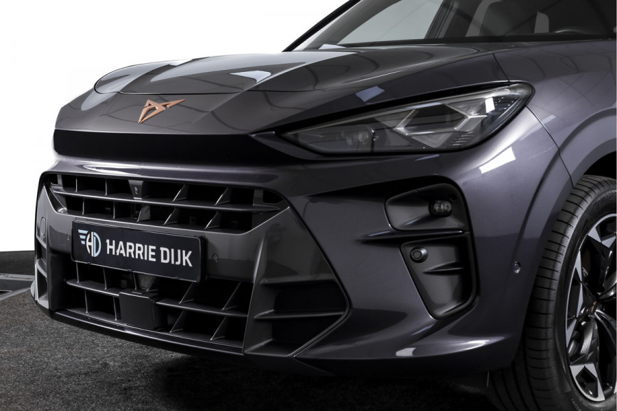 CUPRA Terramar 1.5 TSI e-Hybrid 272 PK VZ Performance | S/K-Panodak | Sennheiser Audio | Adapt. Cruise | Memory Stoel | Stoel-+Stuurverw. | PDC | 360 Camera | NAV + App. Connect | ECC | Elek. Klep | LM 19" | Dark Void lak | 5209