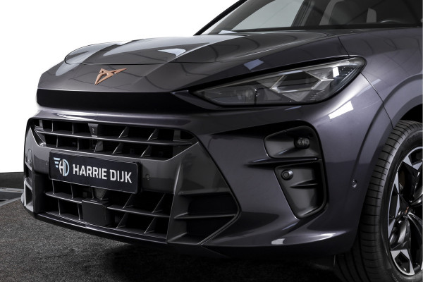 CUPRA Terramar 1.5 TSI e-Hybrid 272 PK VZ Performance | S/K-Panodak | Sennheiser Audio | Adapt. Cruise | Memory Stoel | Stoel-+Stuurverw. | PDC | 360 Camera | NAV + App. Connect | ECC | Elek. Klep | LM 19" | Dark Void lak | 5209