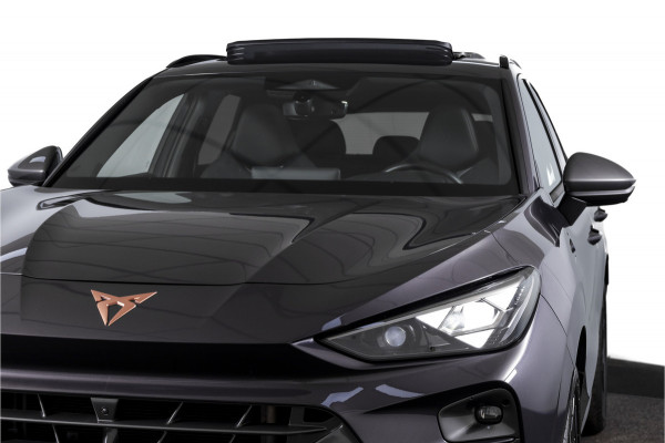 CUPRA Terramar 1.5 TSI e-Hybrid 272 PK VZ Performance | S/K-Panodak | Sennheiser Audio | Adapt. Cruise | Memory Stoel | Stoel-+Stuurverw. | PDC | 360 Camera | NAV + App. Connect | ECC | Elek. Klep | LM 19" | Dark Void lak | 5209