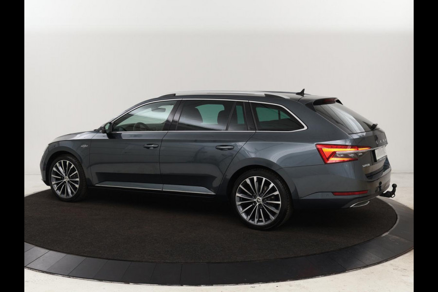 Škoda Superb Combi 1.4 TSI iV Laurin & Klement | Panoramadak | Leder | Trekhaak | Adaptive cruise | Stoelverwarming | Canton Sound |