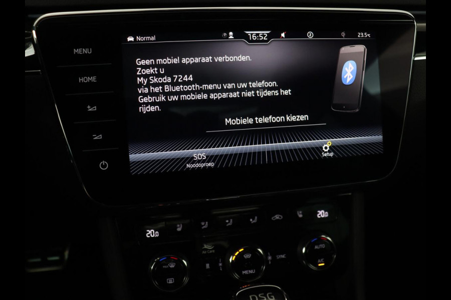 Škoda Superb Combi 1.4 TSI iV Laurin & Klement | Panoramadak | Leder | Trekhaak | Adaptive cruise | Stoelverwarming | Canton Sound |