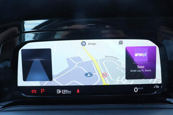 Volkswagen Golf 1.5 eTSI Style | PANO - IQ. LIGHT - NAP - VOL!