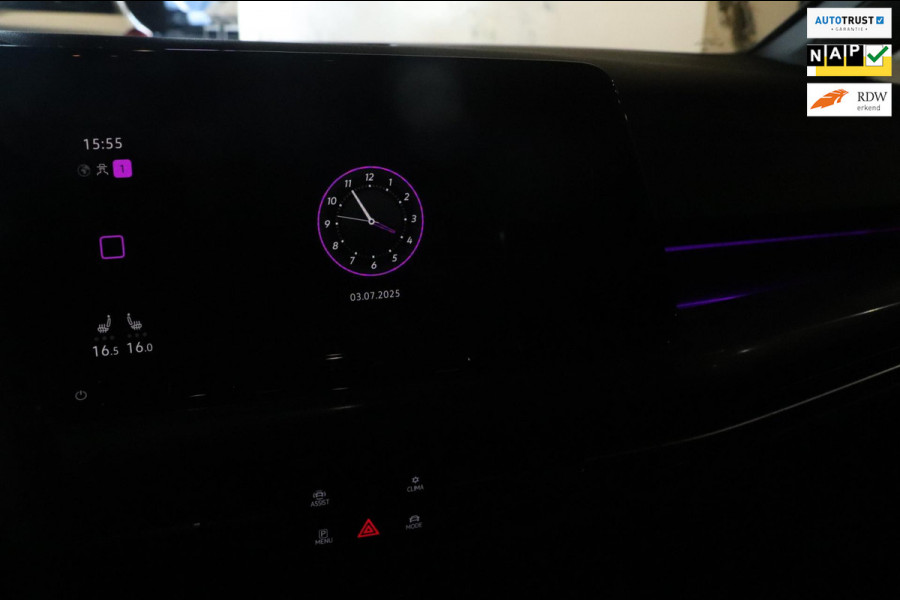 Volkswagen Golf 1.5 eTSI Style | PANO - IQ. LIGHT - NAP - VOL!