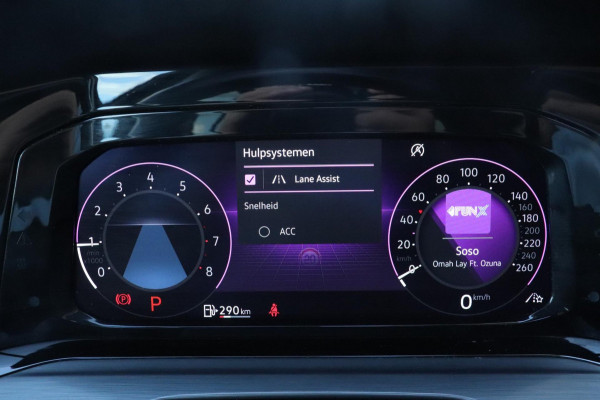Volkswagen Golf 1.5 eTSI Style | PANO - IQ. LIGHT - NAP - VOL!