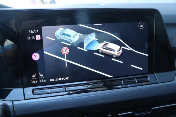 Volkswagen Golf 1.5 eTSI Style | PANO - IQ. LIGHT - NAP - VOL!