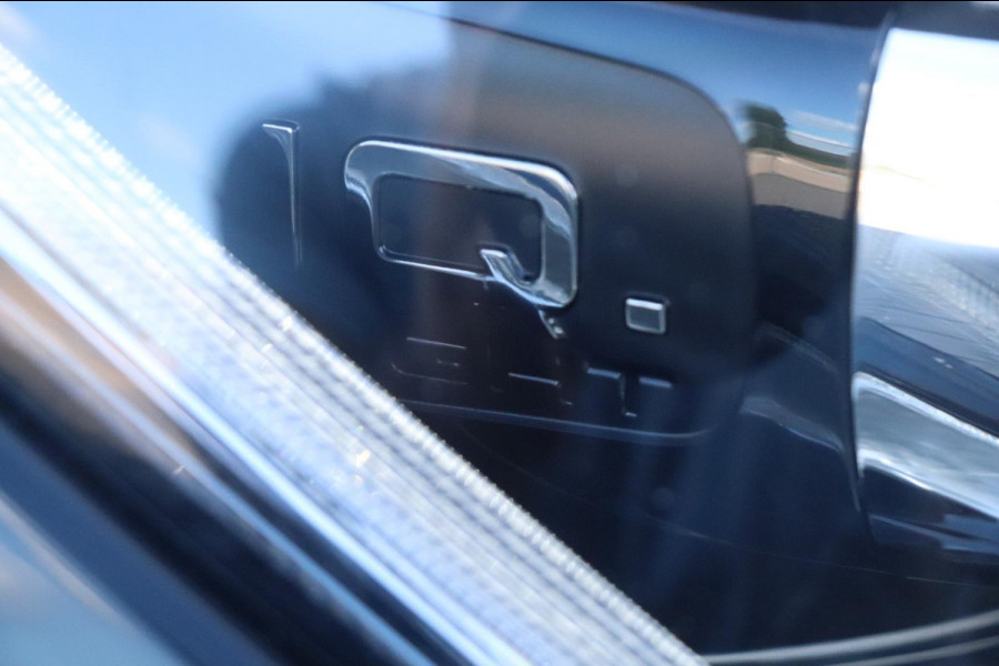 Volkswagen Golf 1.5 eTSI Style | PANO - IQ. LIGHT - NAP - VOL!