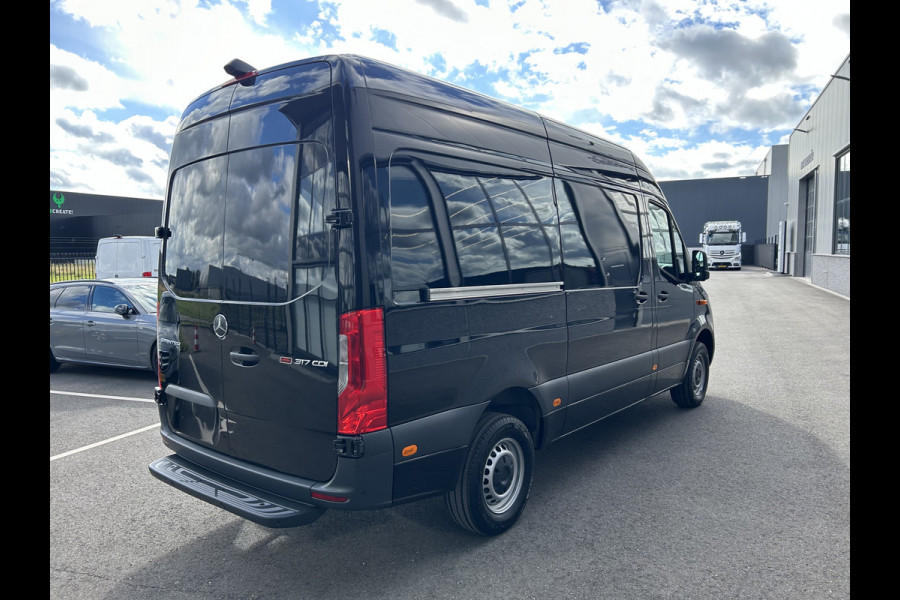 Mercedes-Benz Sprinter 317 CDI L2 H2 MBUX / 360 Camera / Navigatie / Cruise control / Airco / 270 Graden achterdeuren