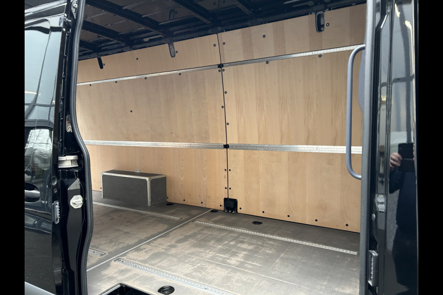Mercedes-Benz Sprinter 317 CDI L3 H2 MBUX / Carplay navigatie / Camera / Parkeersensoren / Cruise control / Airco / 270 Graden achterdeuren