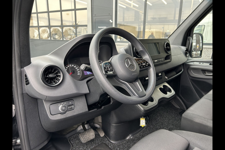 Mercedes-Benz Sprinter 317 CDI L3 H2 MBUX / Carplay navigatie / Camera / Parkeersensoren / Cruise control / Airco / 270 Graden achterdeuren