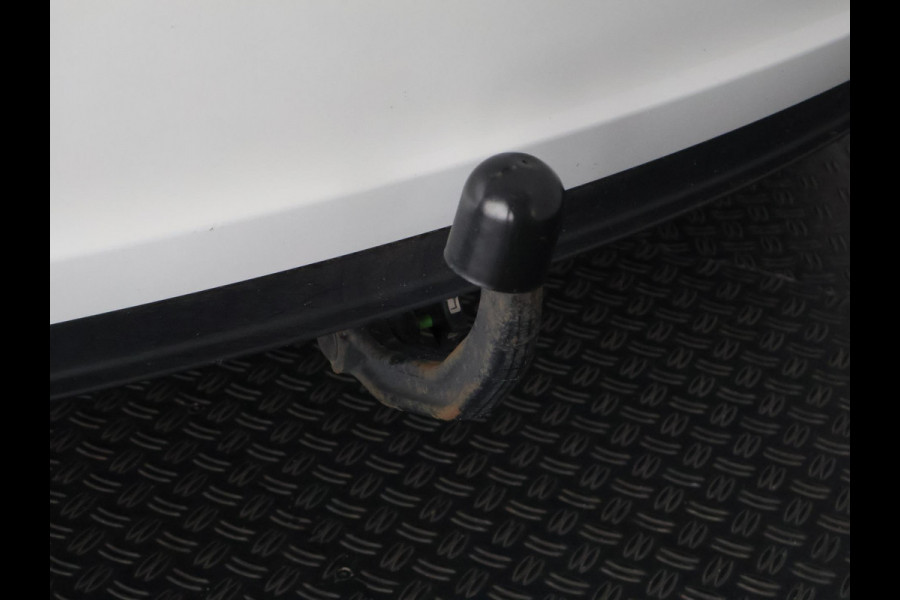 Tesla Model 3 Long Range AWD 75 kWh | Dodehoek detectie | Voorstoelen verwarmd |