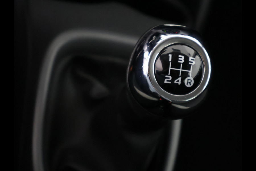 Toyota Aygo 1.0 VVT-i X-Play Bi-Tone | Apple Carplay & AndroidAUTO | Camera | Privacy Glass |
